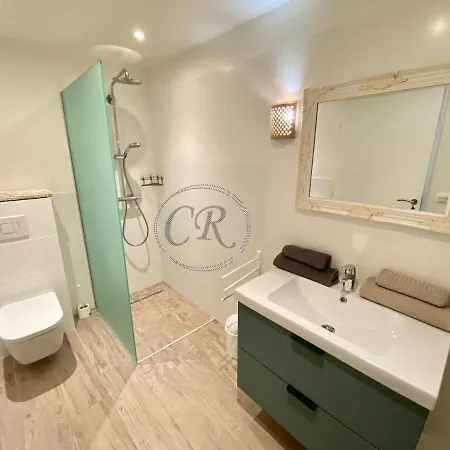 T2 Standing 800m De La De St Clair Apartment Le Lavandou