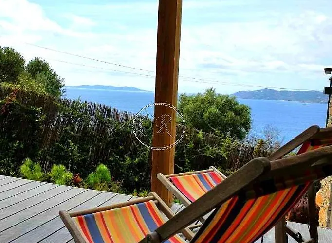 T2 Standing 800m De La De St Clair Apartman